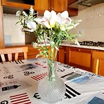 Stella Del Mattino 公寓 *